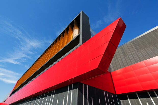 Why Builders in Alberta Are Choosing Aluminum Battens for Modern Facades